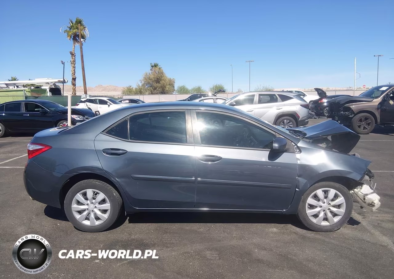 2015 Toyota Corolla Le VIN:5YFBURHE1FP266546 - 13