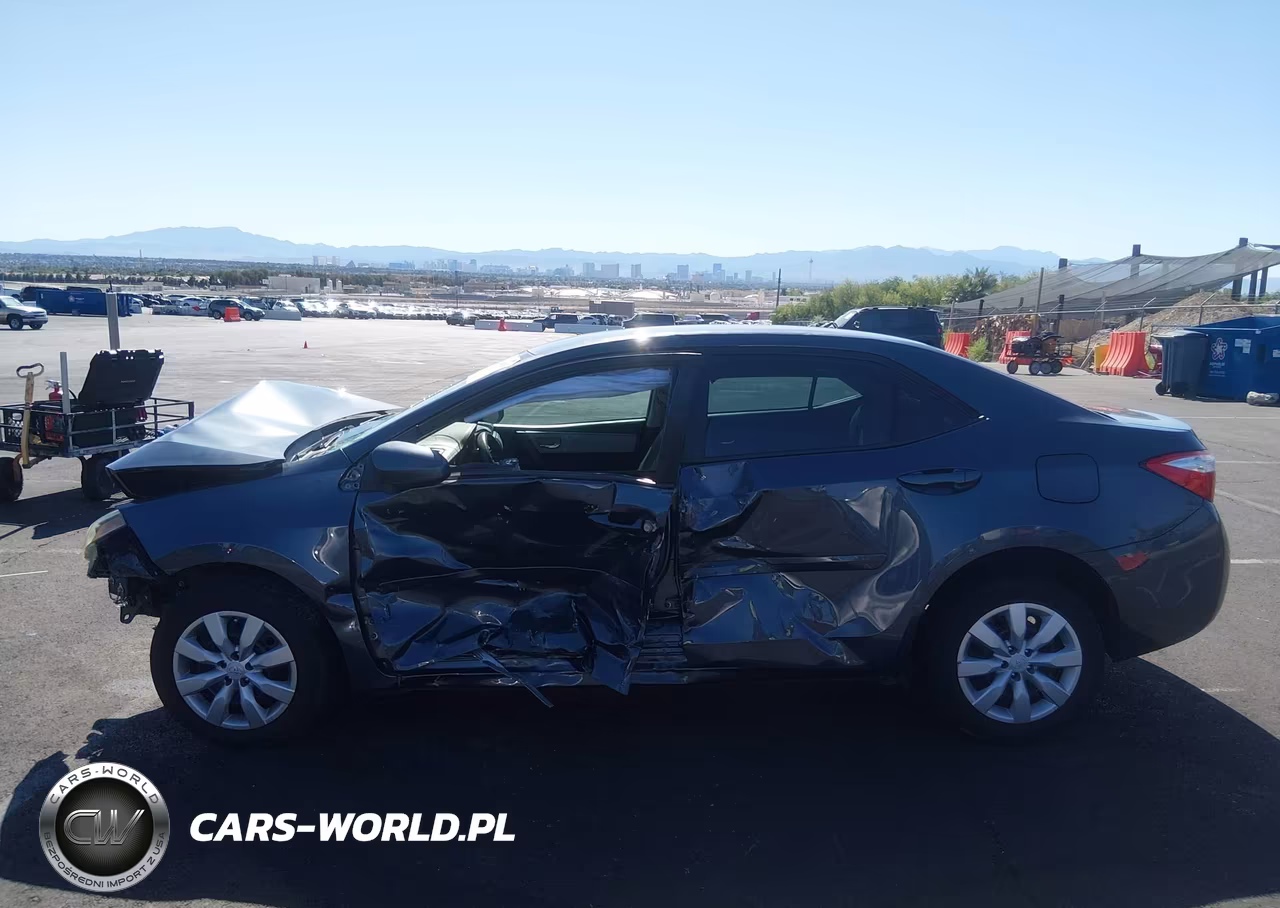 2015 Toyota Corolla Le VIN:5YFBURHE1FP266546 - 14