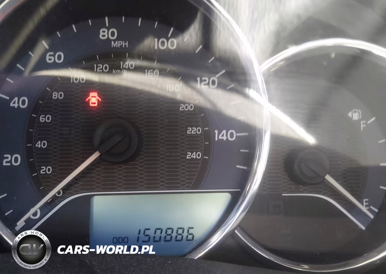 2015 Toyota Corolla Le VIN:5YFBURHE1FP266546 - 15