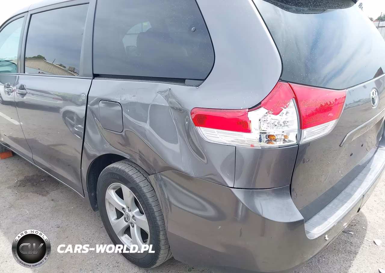 2011 Toyota Sienna Le V6 VIN:5TDKK3DC5BS100961 - 20