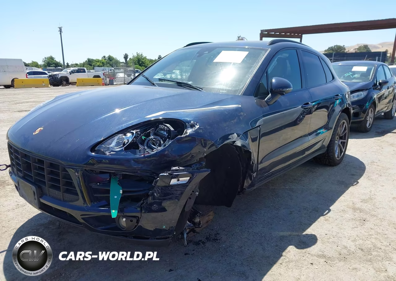 2018 Porsche Macan Sport Edition VIN:WP1AA2A51JLB25577 - 2