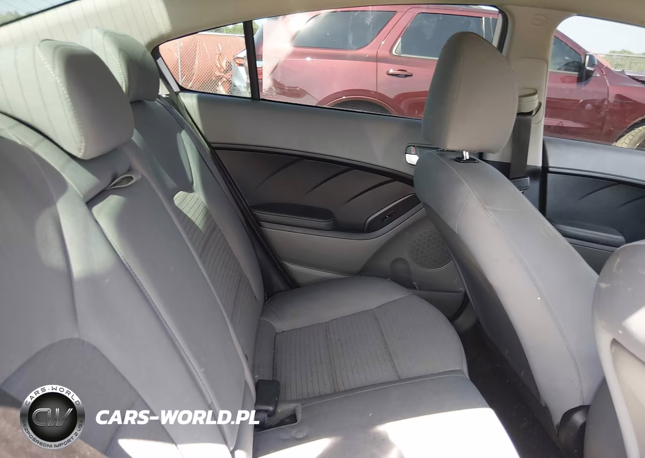 2017 Kia Forte Lx VIN:3KPFL4A72HE028227 - 8