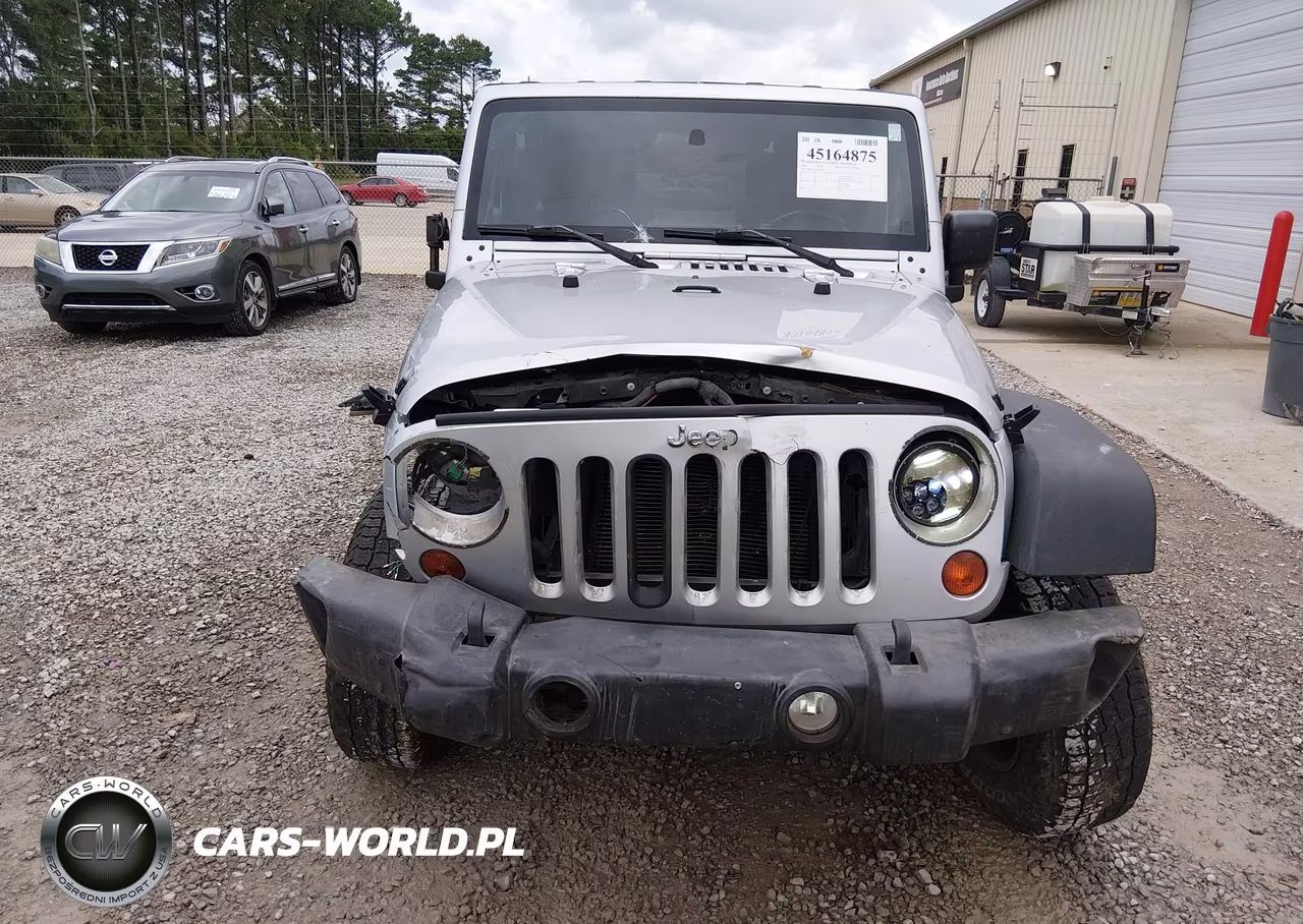 2010 Jeep Wrangler Unlimited Sport VIN:1J4BB3H14AL134604 - 6