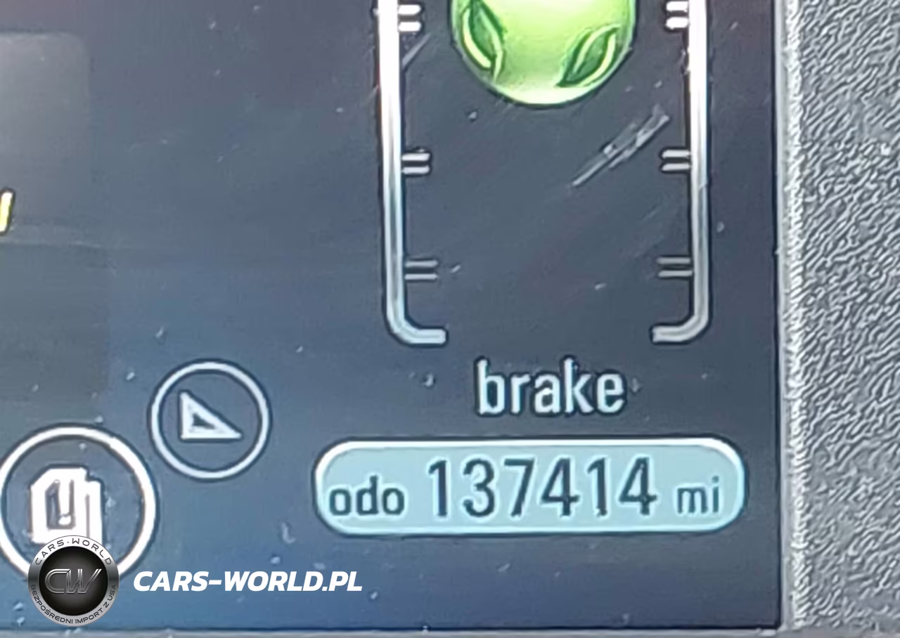2011 Chevrolet Volt VIN:1G1RD6E45BU102196 - 12