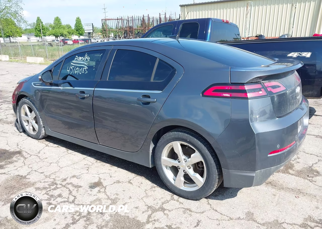 2011 Chevrolet Volt VIN:1G1RD6E45BU102196 - 3