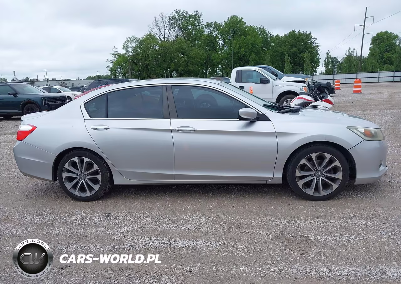 2013 Honda Accord Sport VIN:1HGCR2F55DA241071 - 13