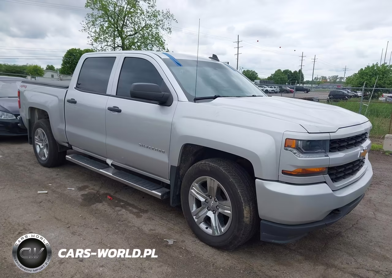 2018 Chevrolet Silverado 1500 Custom – zdjęcie 1 z 16