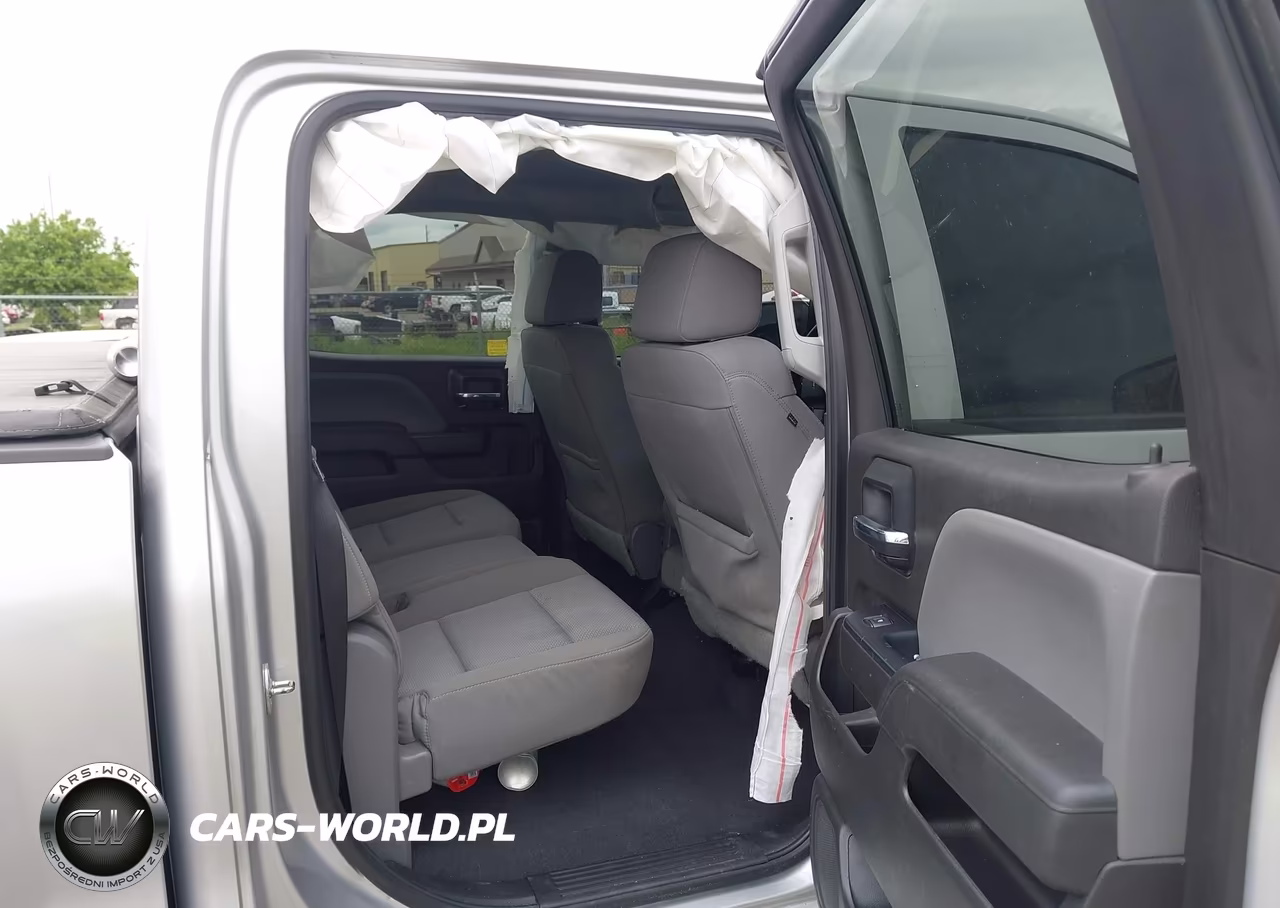 2018 Chevrolet Silverado 1500 Custom VIN:3GCUKPEC9JG505877 - 8
