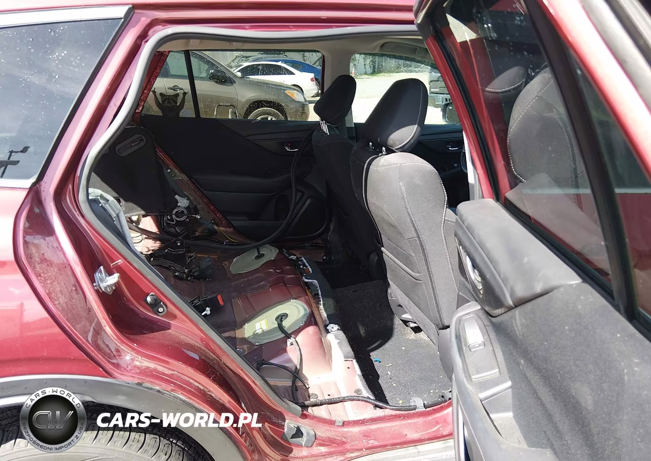 2022 Subaru Outback Premium VIN:4S4BTAFC5N3249743 - 8