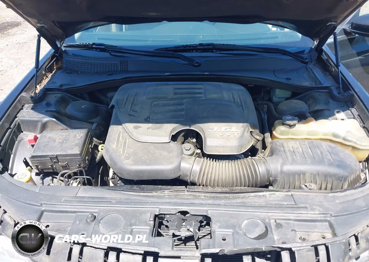 2013 Chrysler 300 Motown VIN:2C3CCAAG2DH527887 - 10