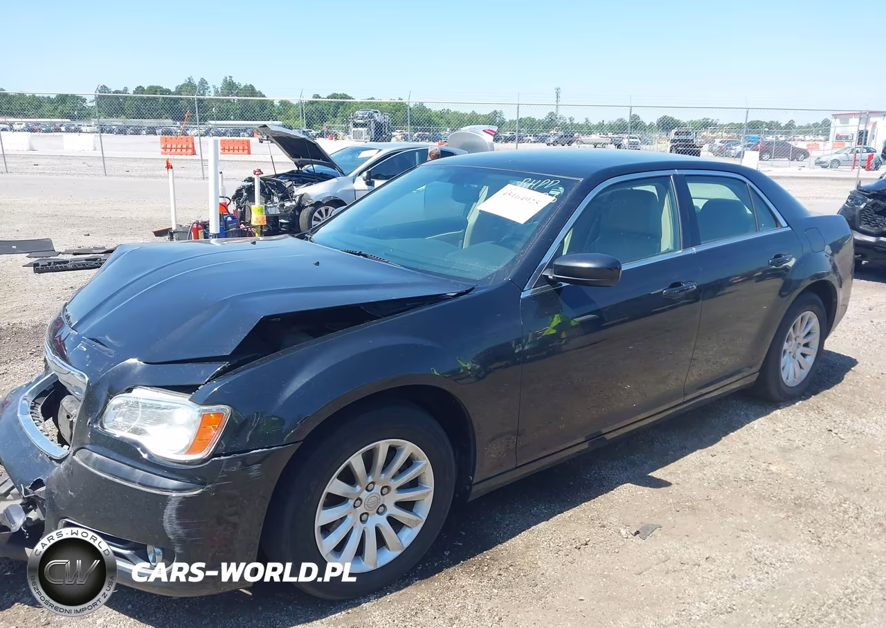 2013 Chrysler 300 Motown VIN:2C3CCAAG2DH527887 - 2