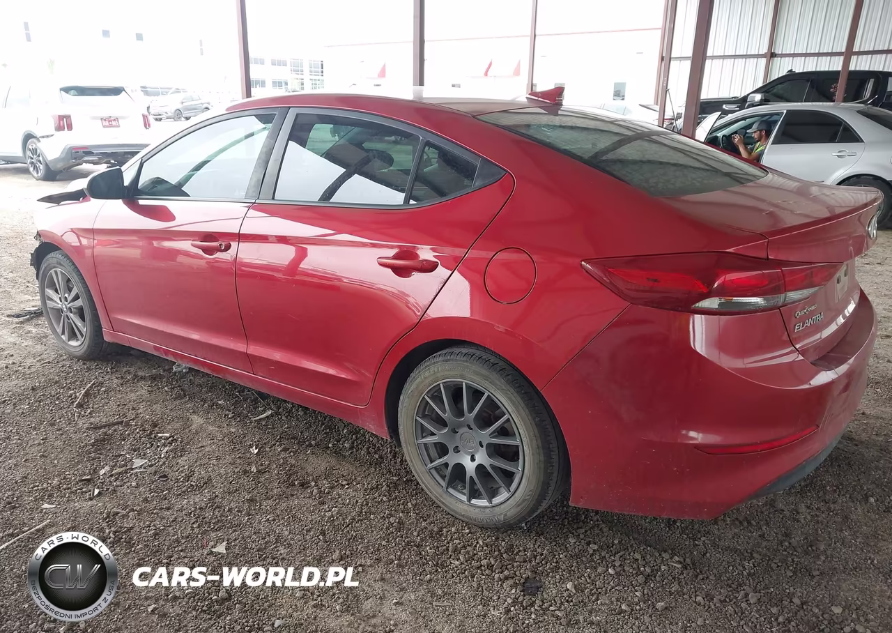 2018 Hyundai Elantra Sel VIN:5NPD84LF2JH279263 - 3