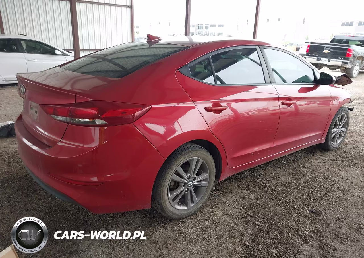 2018 Hyundai Elantra Sel VIN:5NPD84LF2JH279263 - 4