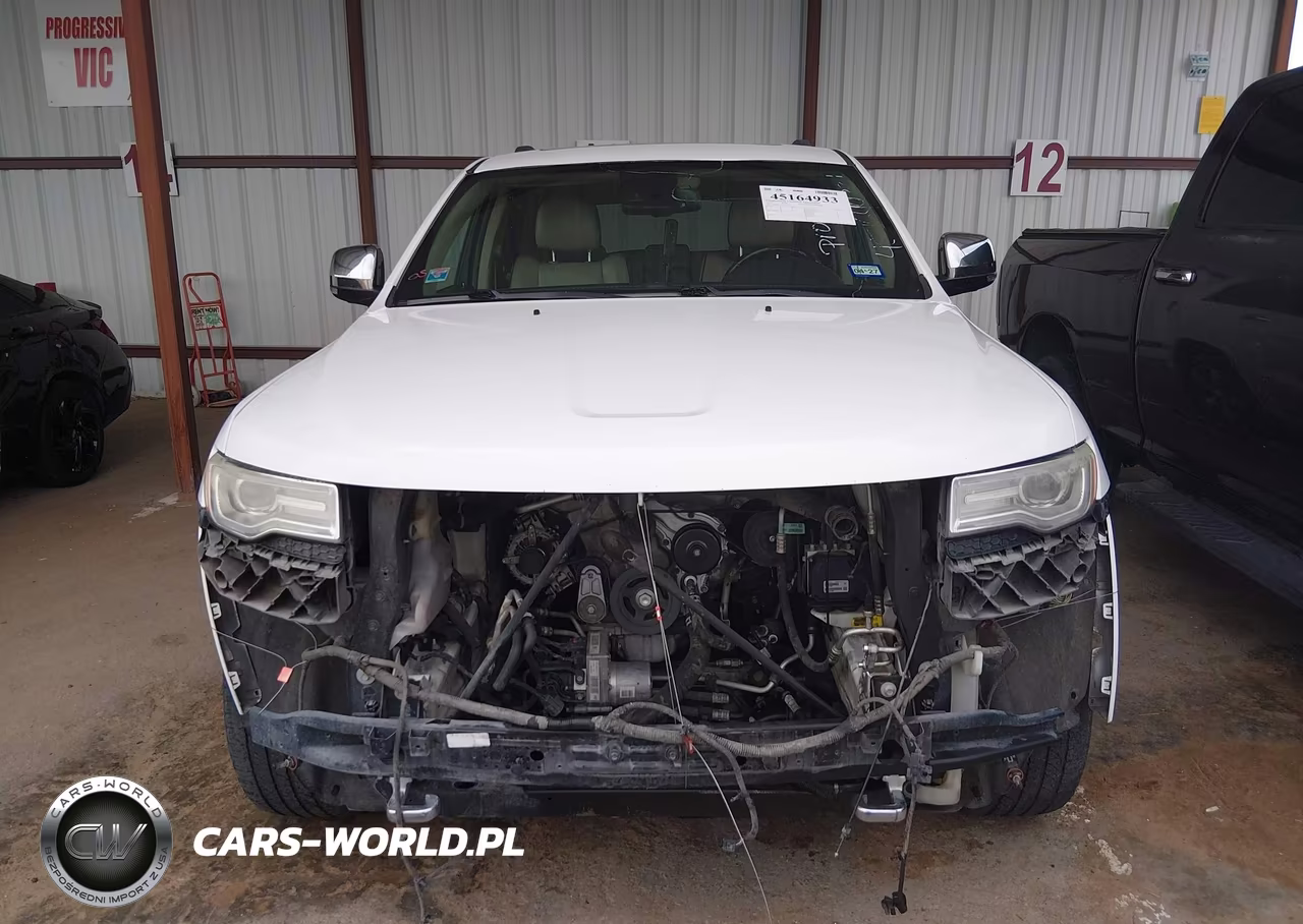 2015 Jeep Grand Cherokee Overland VIN:1C4RJECG1FC755272 - 13