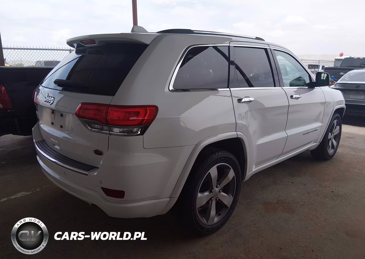 2015 Jeep Grand Cherokee Overland VIN:1C4RJECG1FC755272 - 4