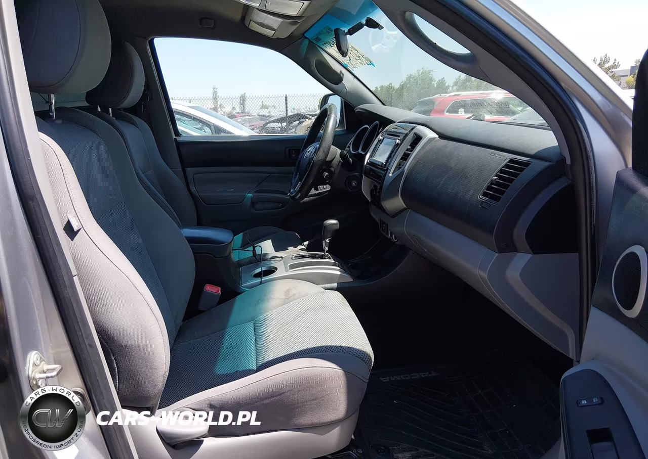 2015 Toyota Tacoma Prerunner V6 VIN:3TMKU4HN3FM045458 - 5