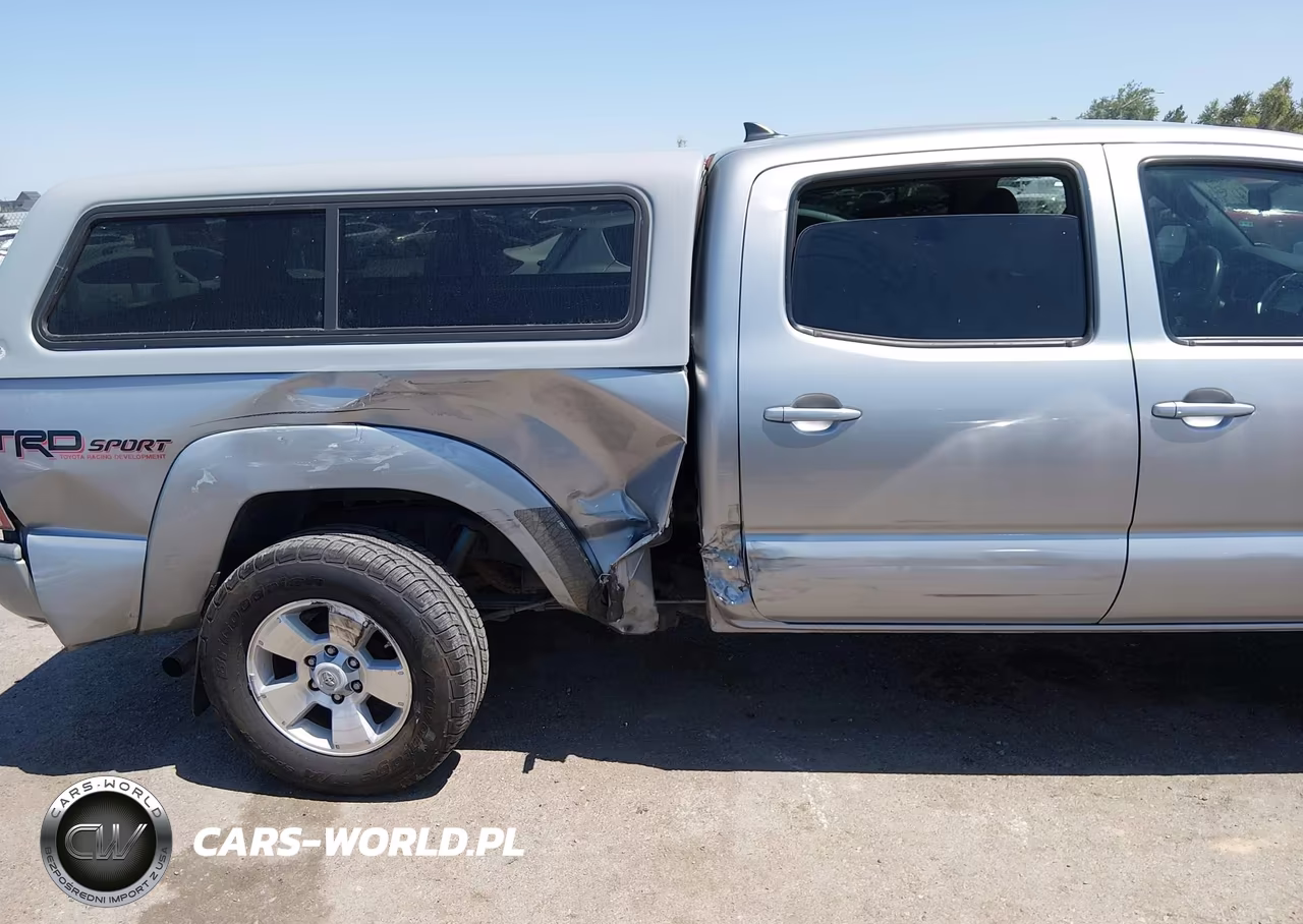 2015 Toyota Tacoma Prerunner V6 VIN:3TMKU4HN3FM045458 - 6