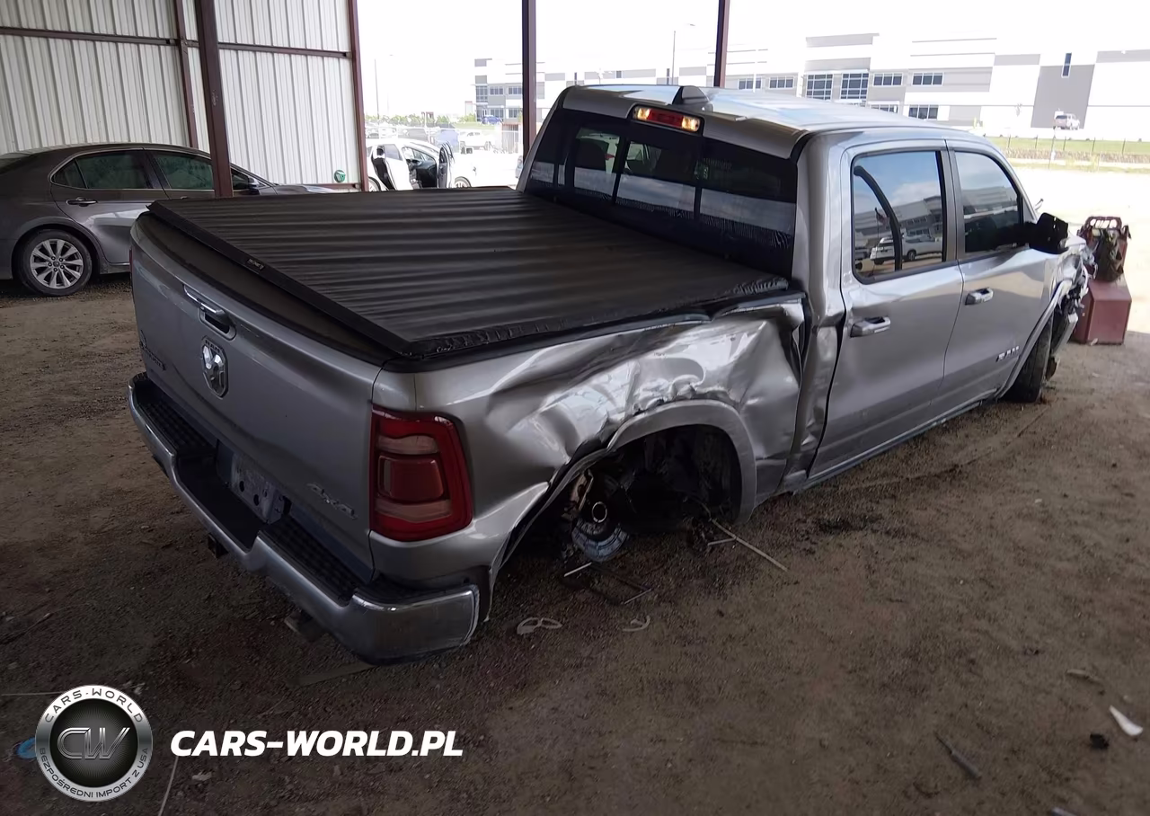 2021 Ram 1500 Laramie 4X4 5'7 Box VIN:1C6SRFJT9MN780946 - 4