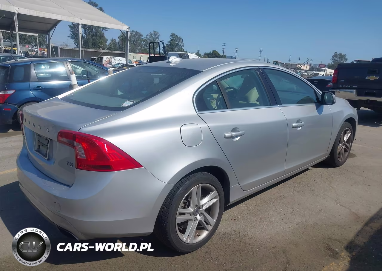2014 Volvo S60 T5 VIN:YV1612FSXE2278308 - 4