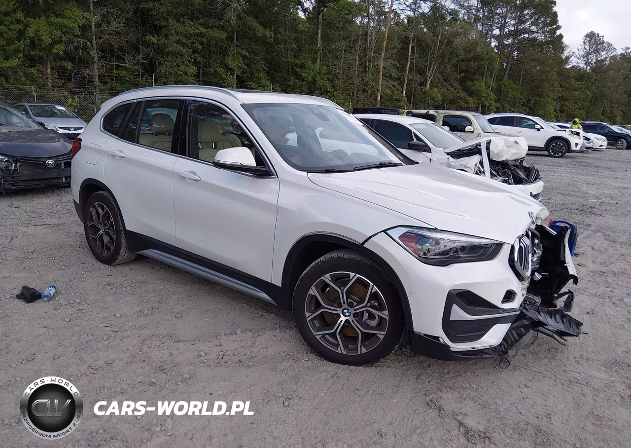 2021 BMW X1 xDrive28I – zdjęcie 1 z 17