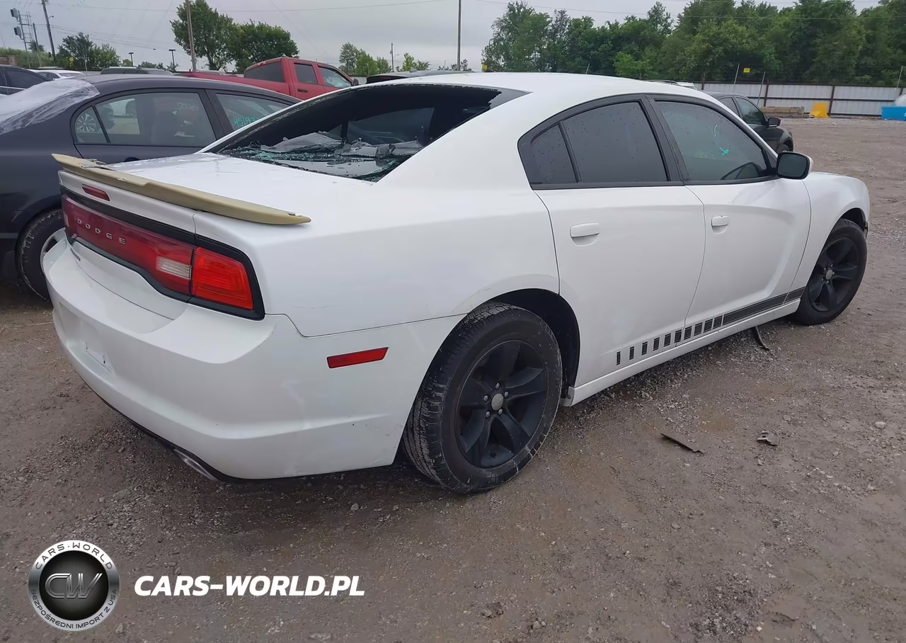 2013 Dodge Charger Se VIN:2C3CDXBG6DH523307 - 4