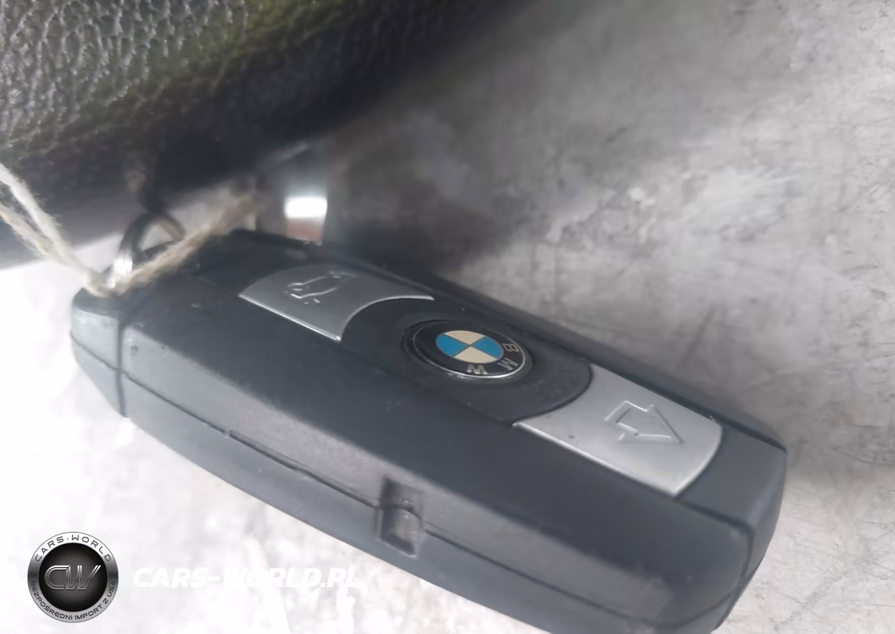 2015 BMW X1 xDrive28I VIN:WBAVL1C55FVY24630 - 11