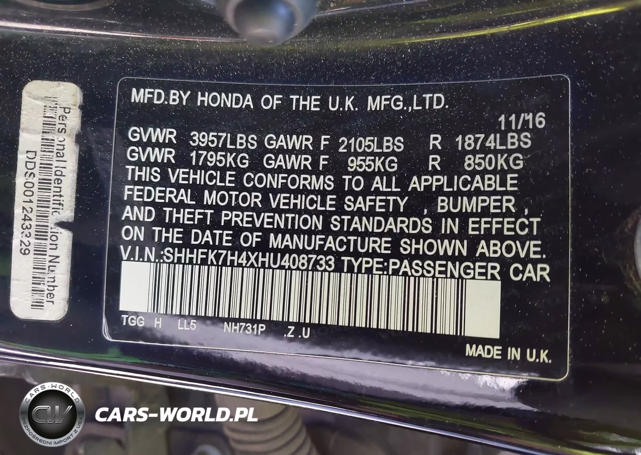 2017 Honda Civic Sport VIN:SHHFK7H4XHU408733 - 9