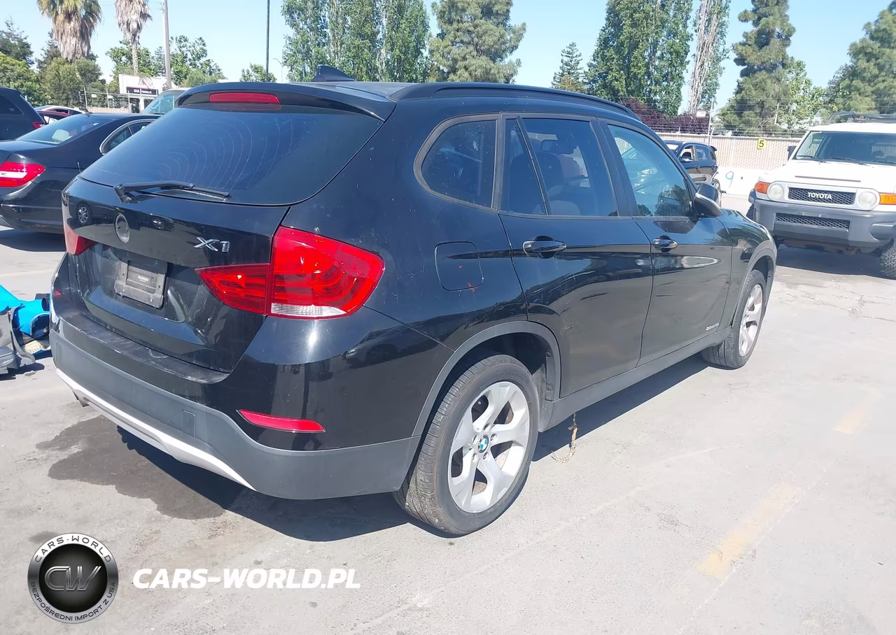2013 BMW X1 Sdrive28I VIN:WBAVM1C5XDVW46241 - 4