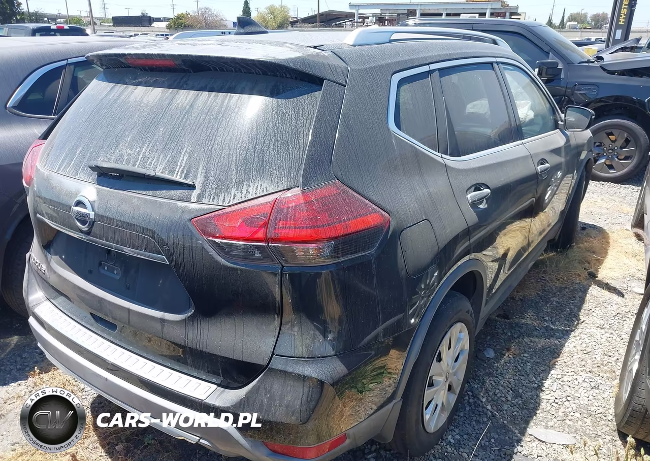 2017 Nissan Rogue S VIN:KNMAT2MT1HP577859 - 4
