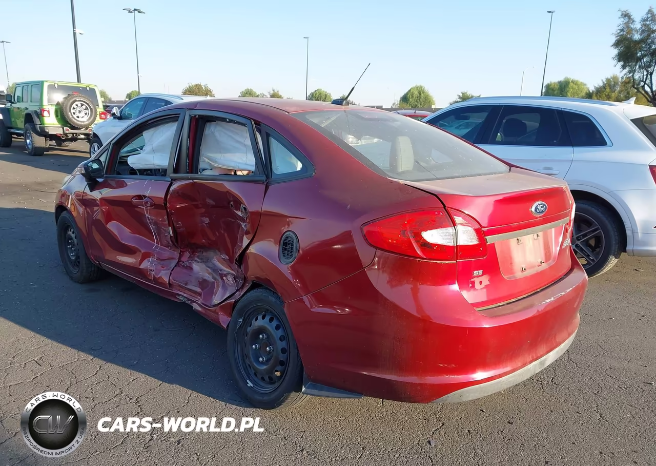 2013 Ford Fiesta Se VIN:3FADP4BJ3DM137131 - 3