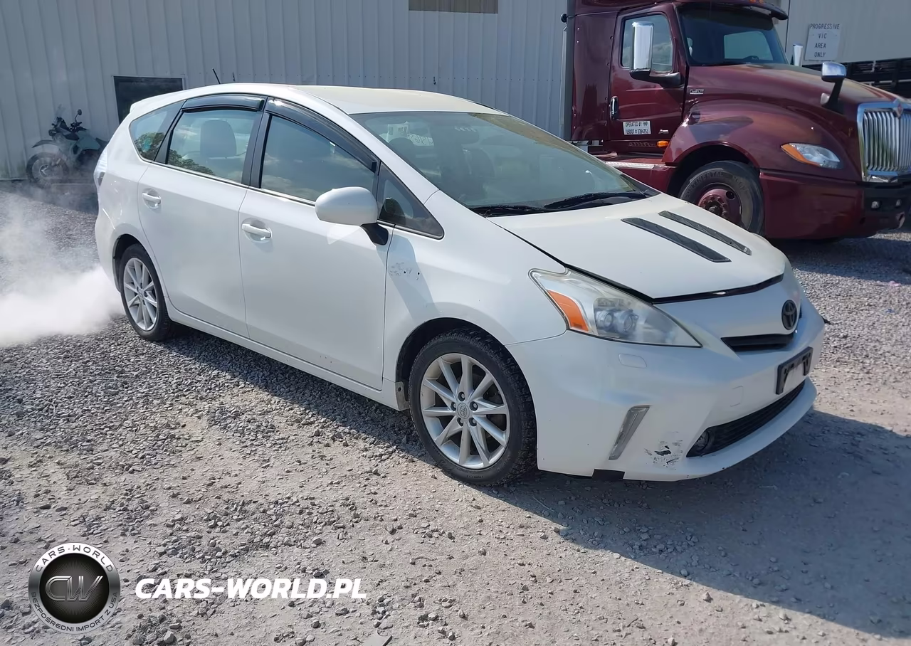 2013 Toyota Prius V Five