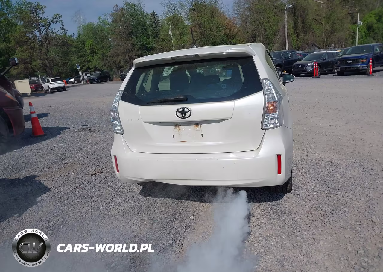 2013 Toyota Prius V Five VIN:JTDZN3EU6D3228613 - 16