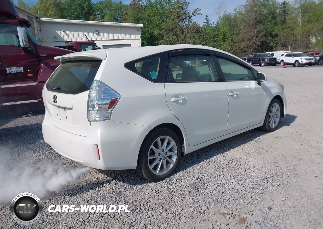 2013 Toyota Prius V Five VIN:JTDZN3EU6D3228613 - 4