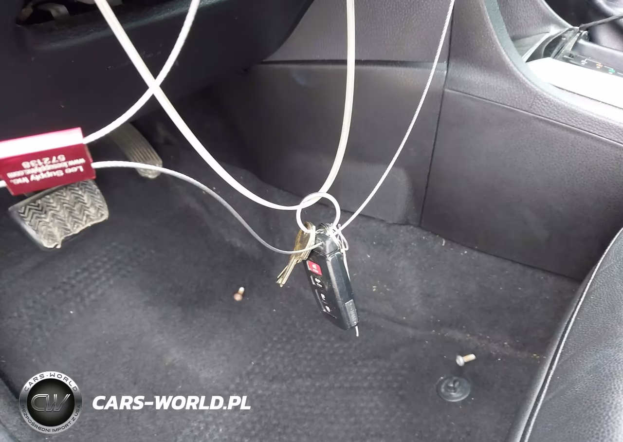 2014 Toyota Corolla Le Premium VIN:5YFBURHE2EP049697 - 11