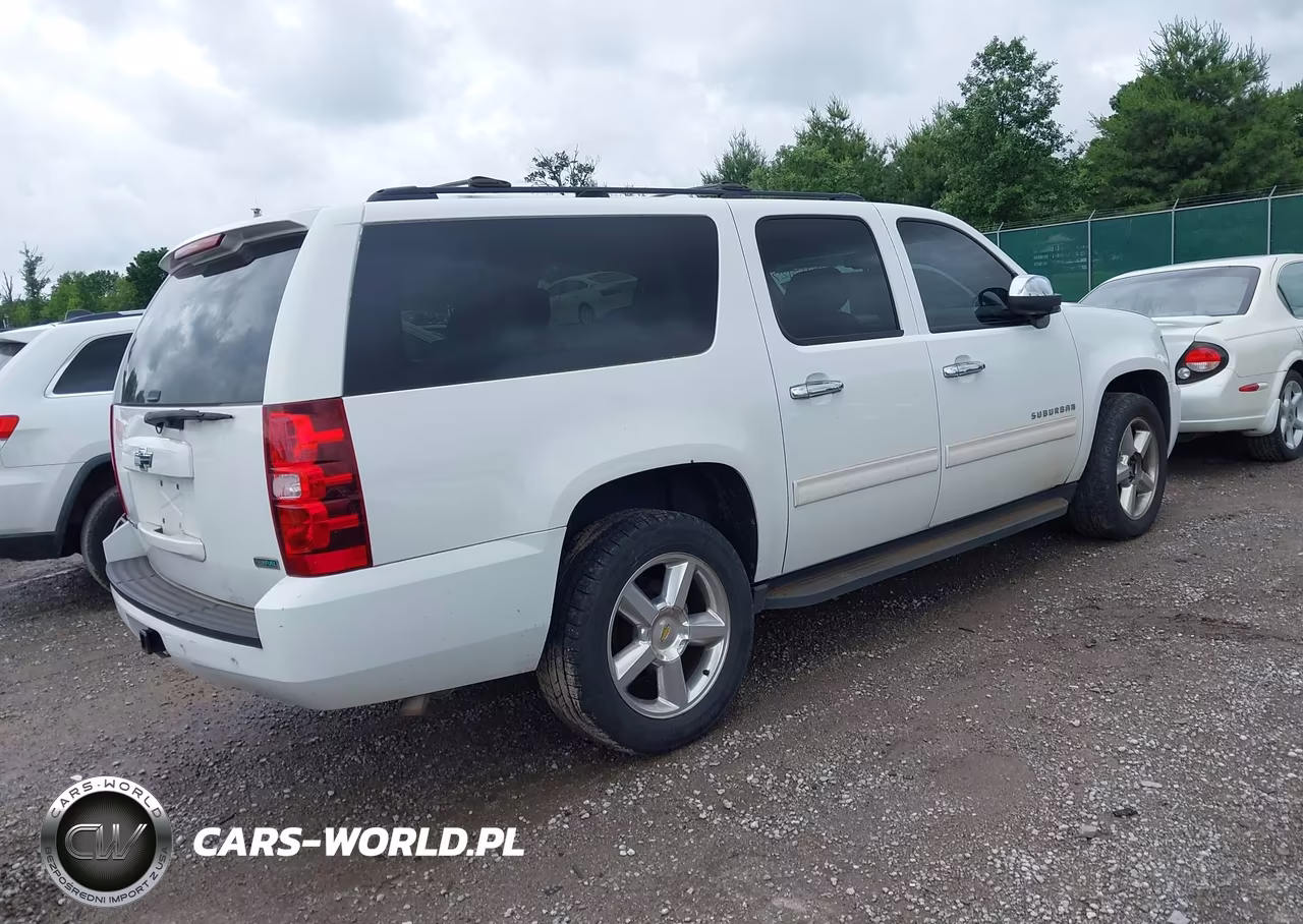 2011 Chevrolet Suburban 1500 Lt1 VIN:1GNSCJE04BR254363 - 4