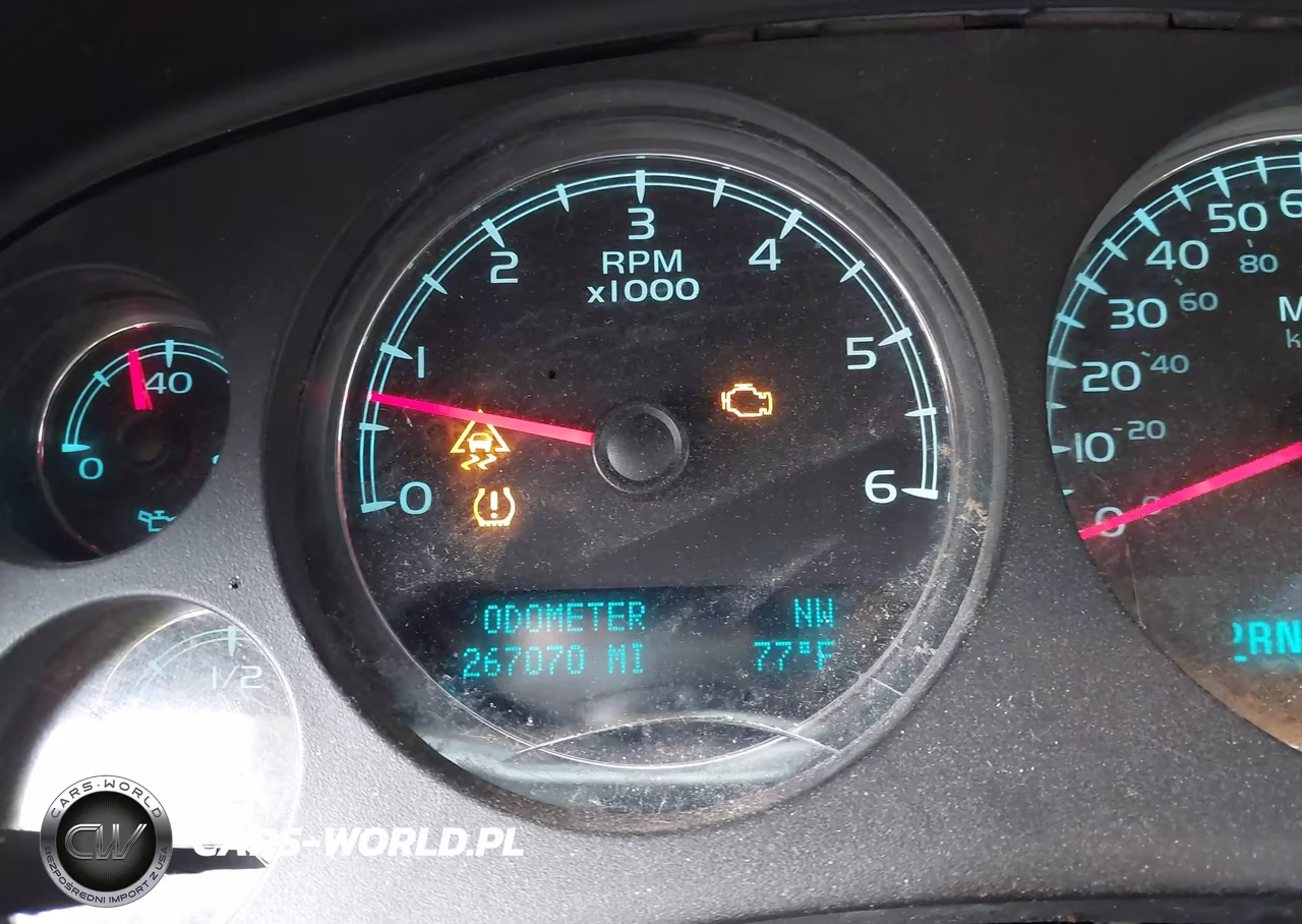 2011 Chevrolet Suburban 1500 Lt1 VIN:1GNSCJE04BR254363 - 7