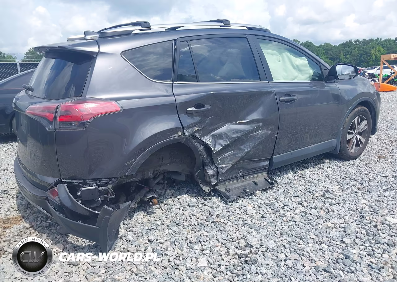 2017 Toyota Rav4 Xle VIN:JTMRFREV1HJ712229 - 4