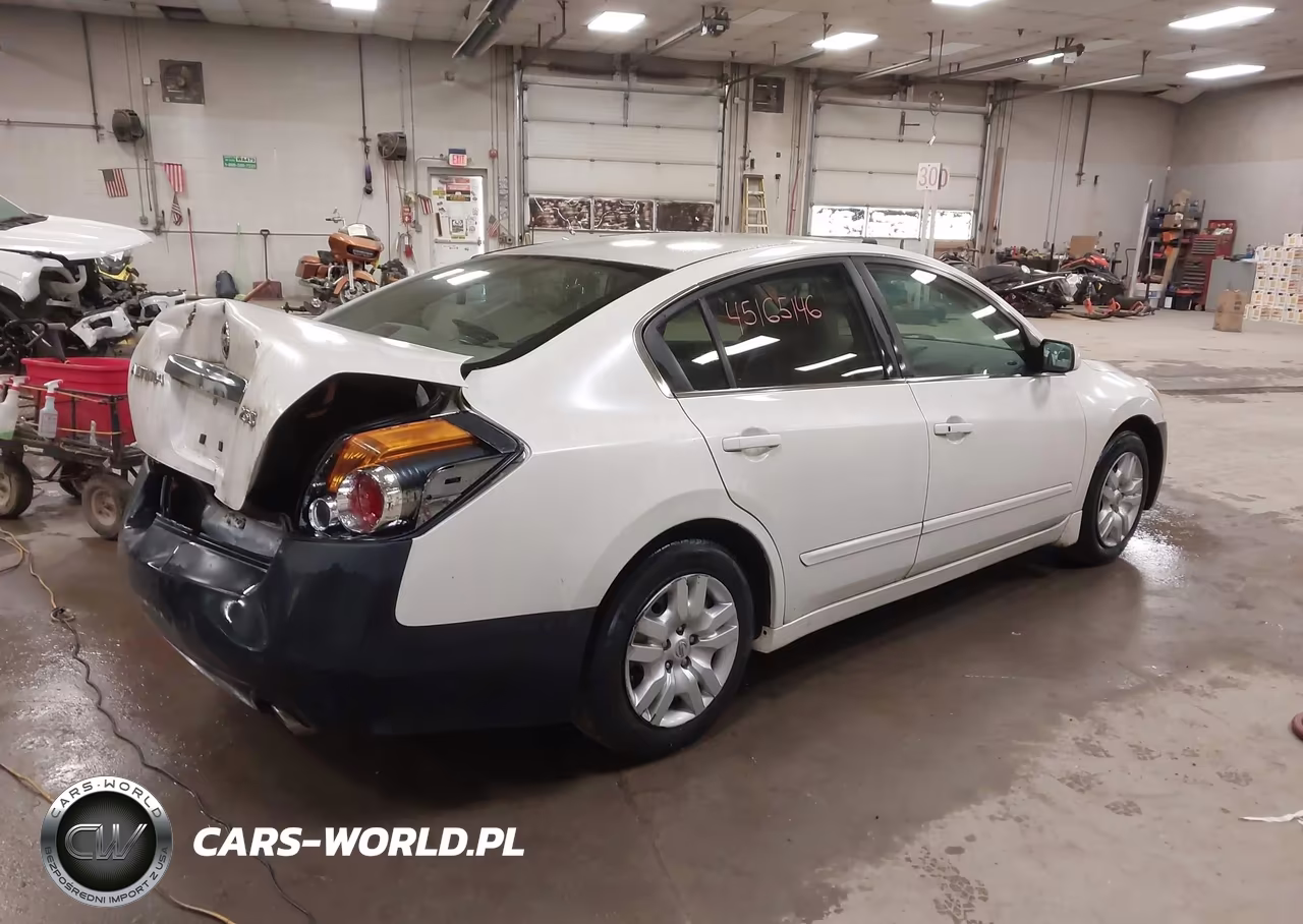 2011 Nissan Altima 2.5 S VIN:1N4AL2AP5BN498890 - 4
