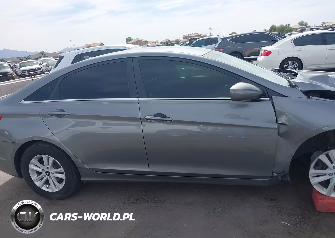 2012 Hyundai Sonata Gls VIN:5NPEB4AC4CH309624 - 13