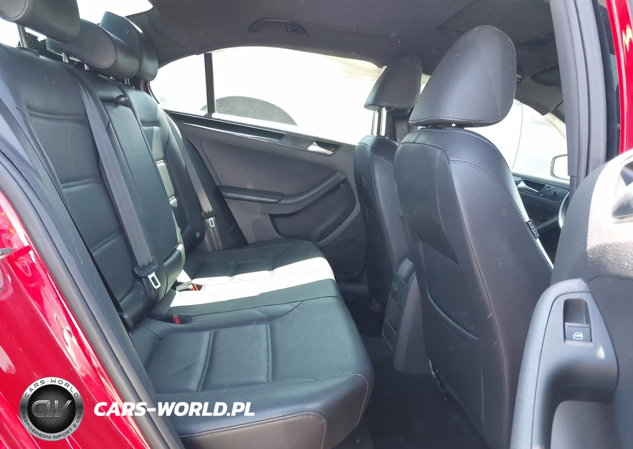 2018 Volkswagen Jetta 1.8T Se Sport VIN:3VWD17AJ0JM245956 - 8