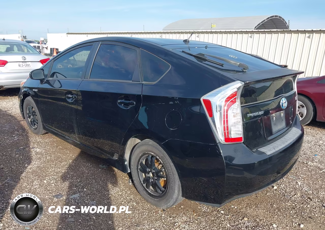 2015 Toyota Prius Two VIN:JTDKN3DU6F0430598 - 3