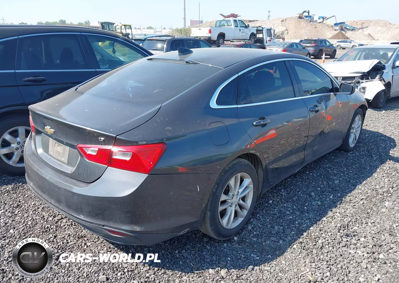 2016 Chevrolet Malibu 1Lt VIN:1G1ZE5ST0GF254238 - 4