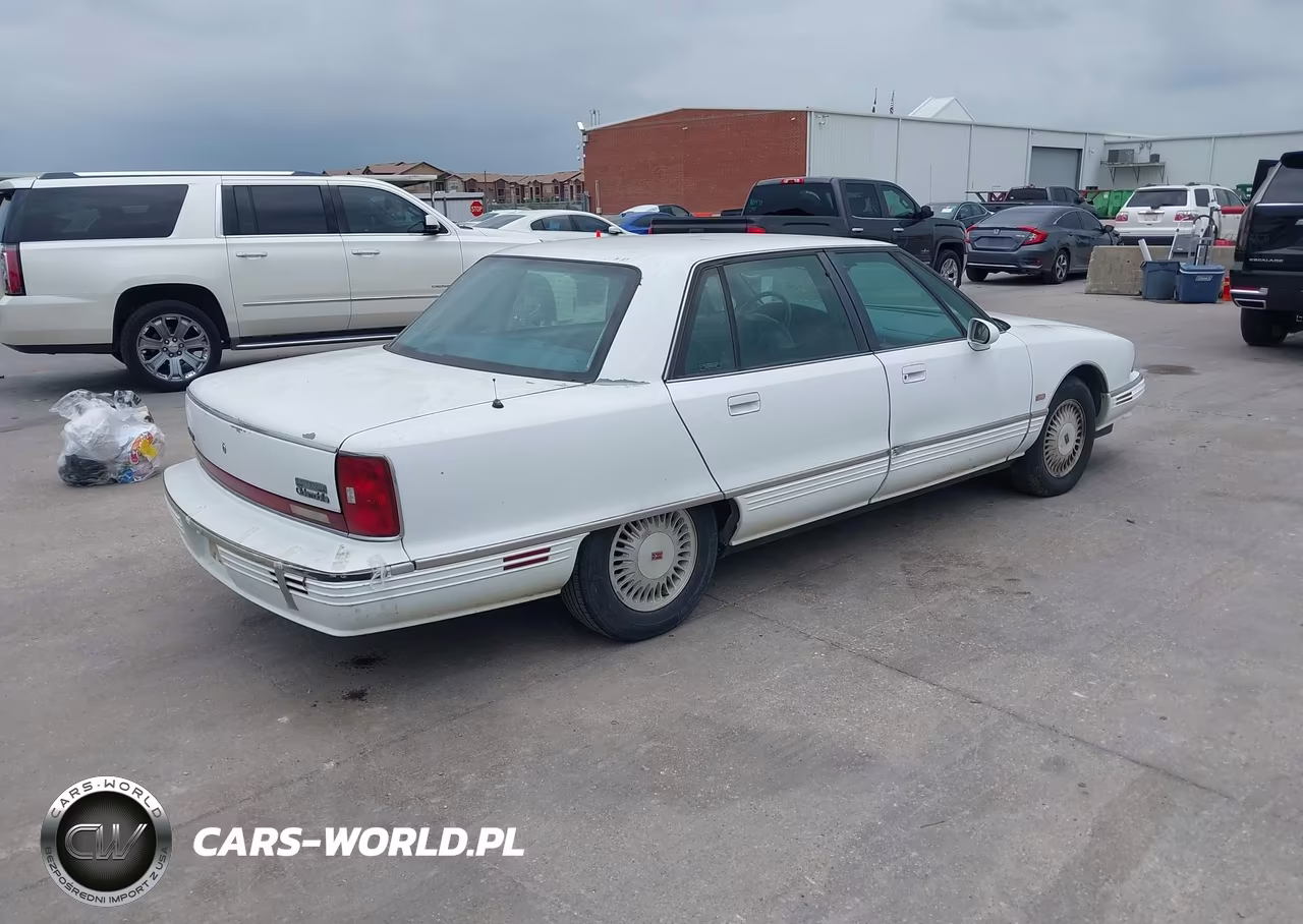 1996 Oldsmobile 98 Regency Elite VIN:1G3CX52K4T4312940 - 4