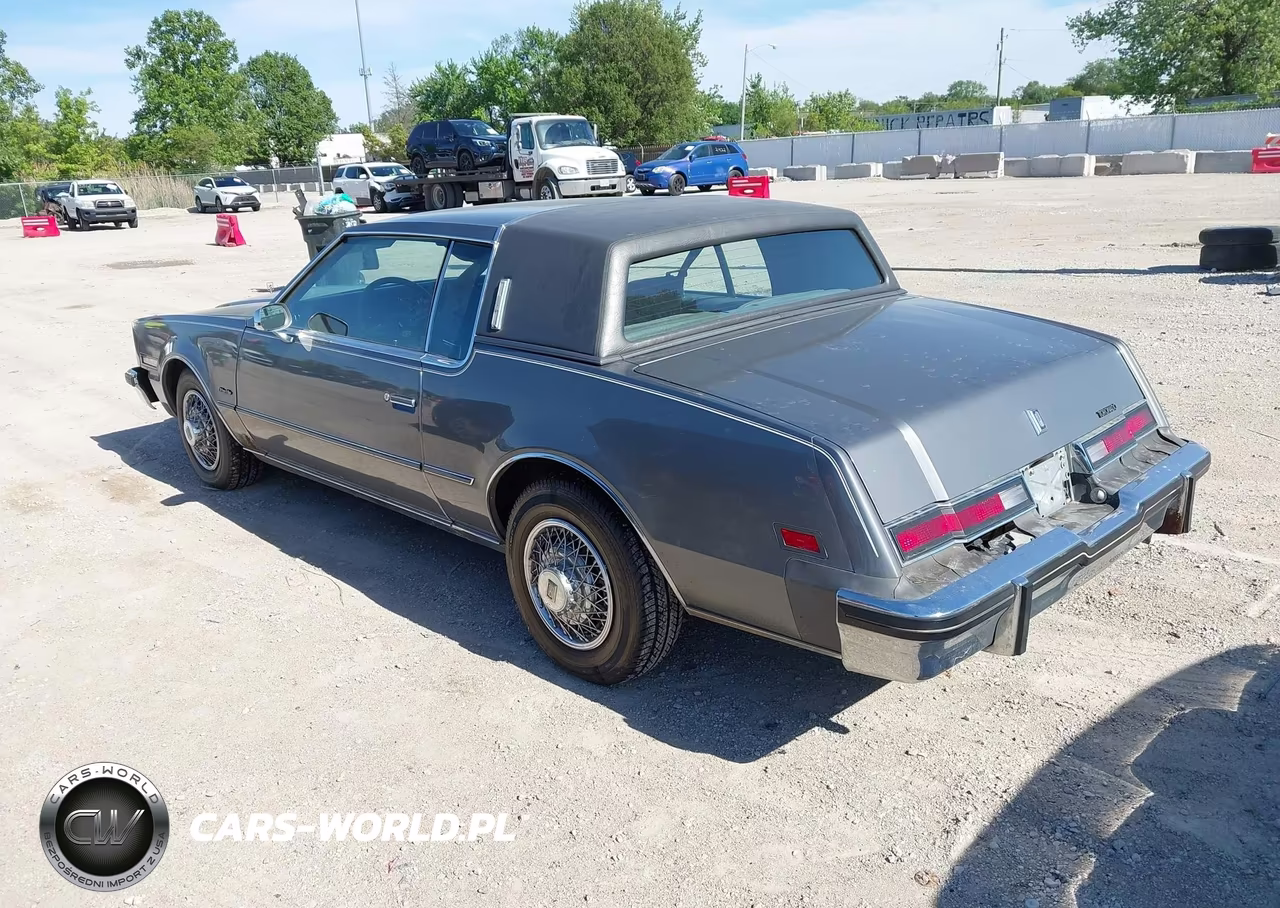 1985 Oldsmobile Toronado Brougham VIN:1G3EZ57Y9FE341560 - 3