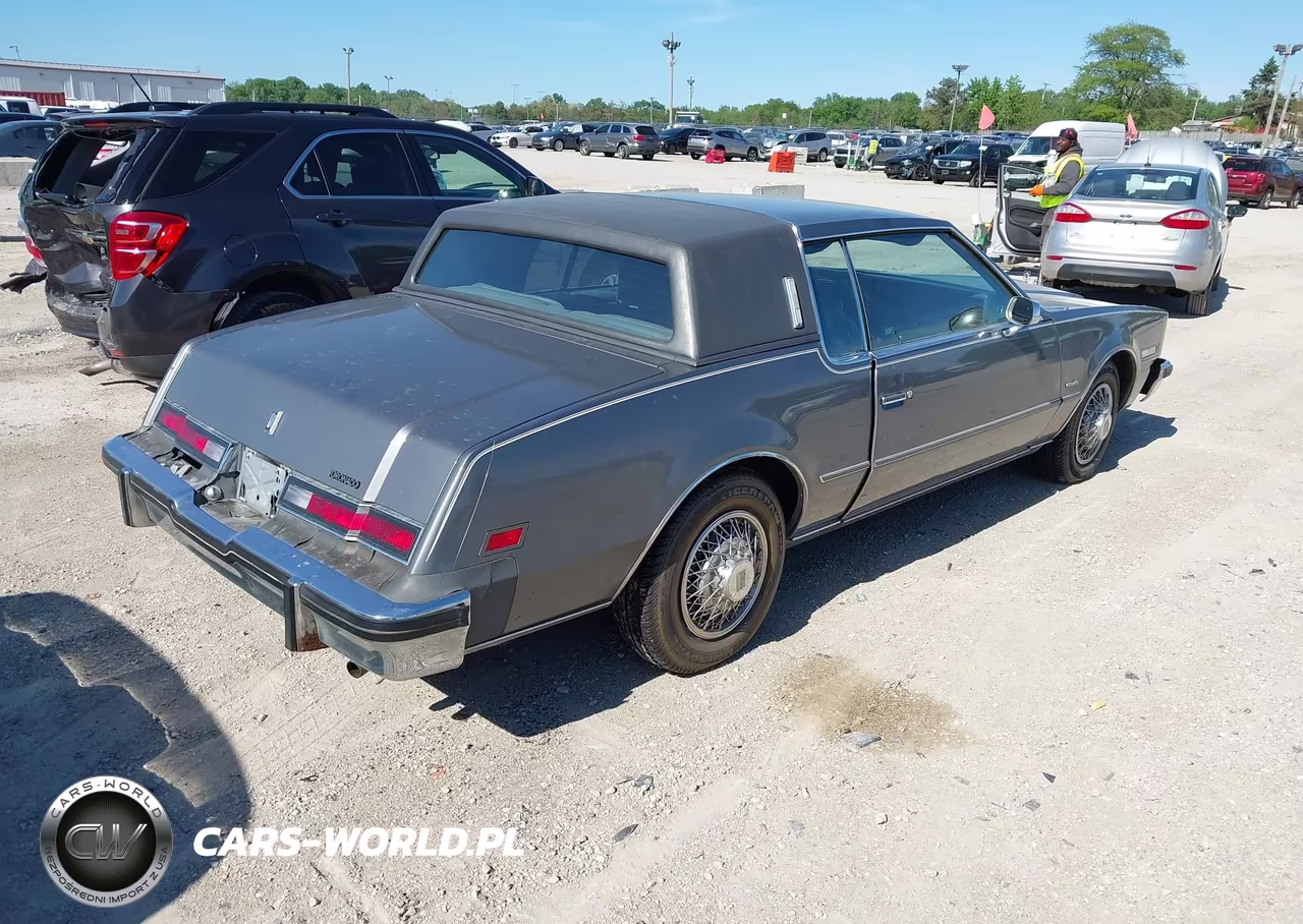 1985 Oldsmobile Toronado Brougham VIN:1G3EZ57Y9FE341560 - 4