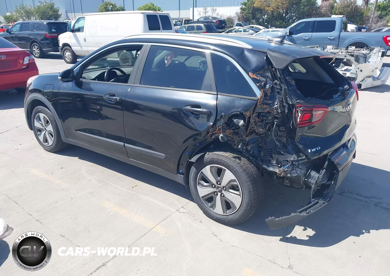2018 Kia Niro Plug-In Hybrid Ex VIN:KNDCD3LD1J5205106 - 3