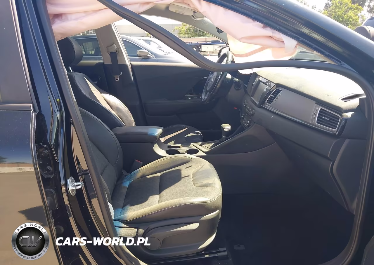 2018 Kia Niro Plug-In Hybrid Ex VIN:KNDCD3LD1J5205106 - 5
