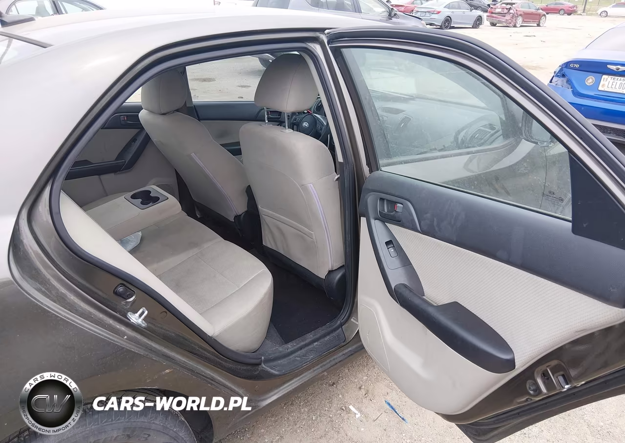 2010 Kia Forte Ex VIN:KNAFU4A27A5850277 - 8