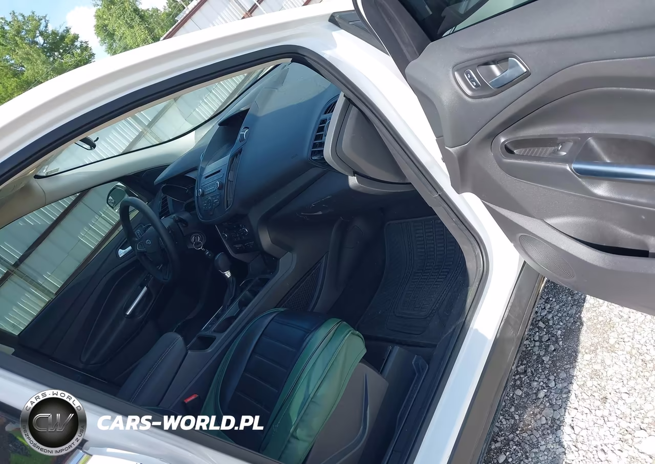 2017 Ford Escape Se VIN:1FMCU9GD6HUC01027 - 5