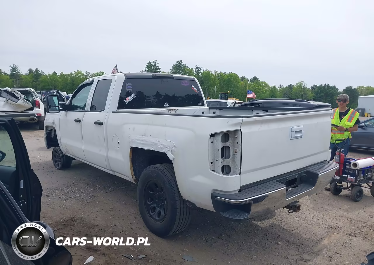 2015 Chevrolet Silverado 1500 Ls VIN:1GCVKPEC9FZ323785 - 3